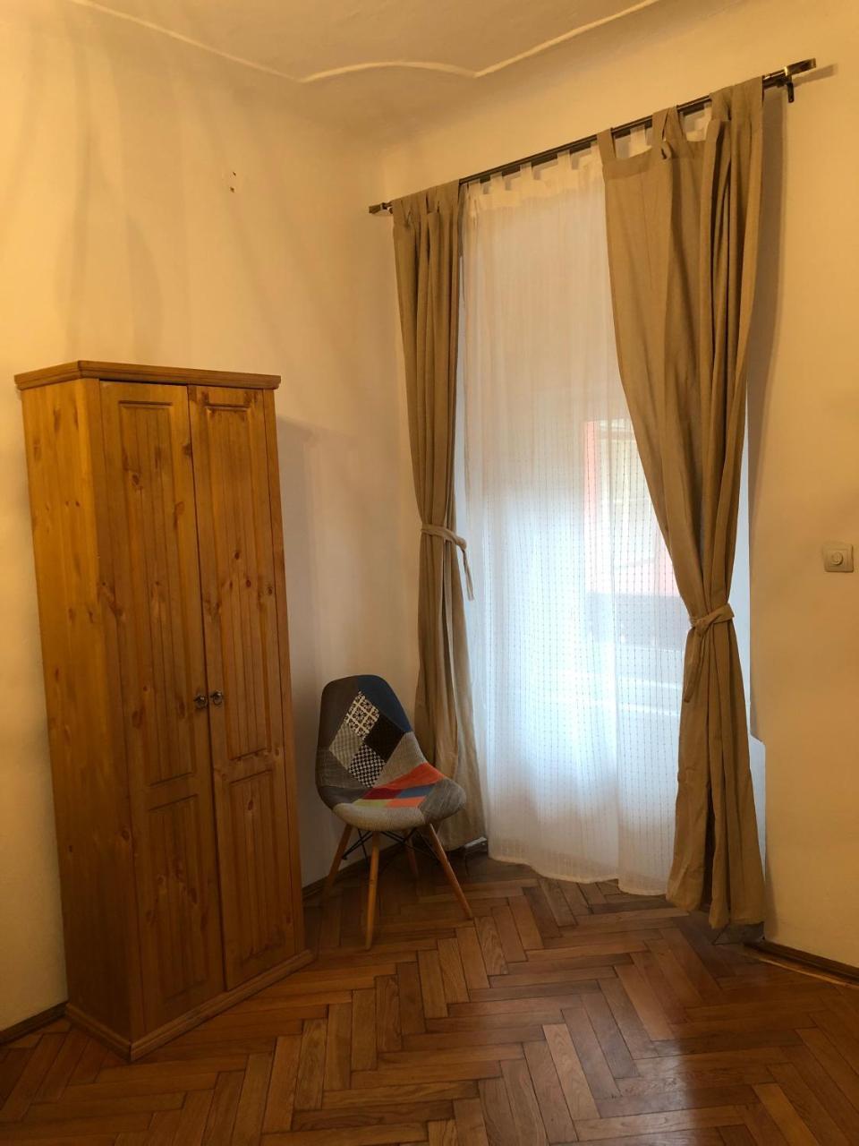 Poet Pastior Residence سيبيو المظهر الخارجي الصورة