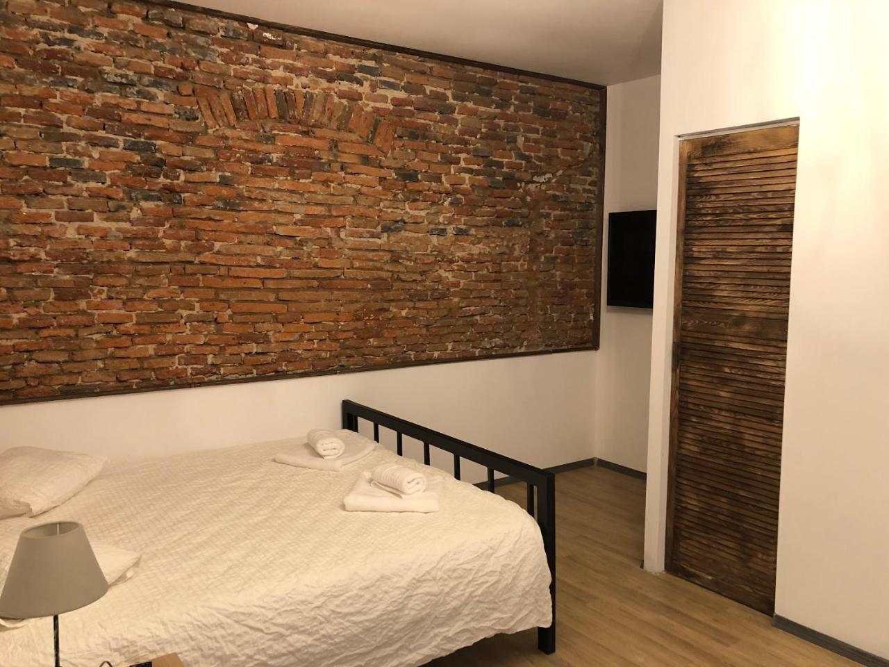 Poet Pastior Residence سيبيو المظهر الخارجي الصورة