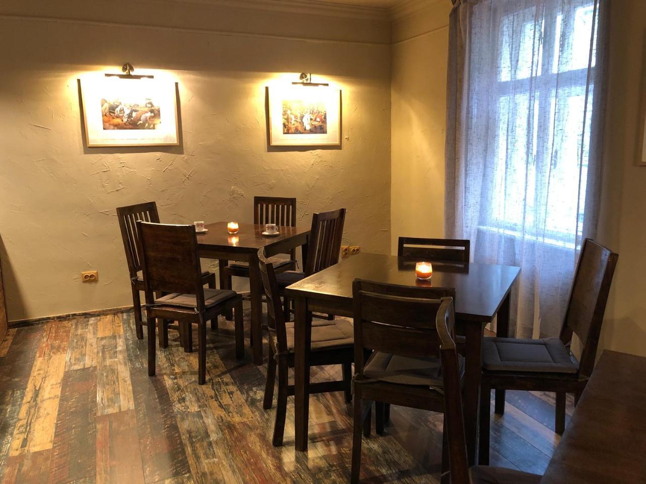 Poet Pastior Residence سيبيو المظهر الخارجي الصورة